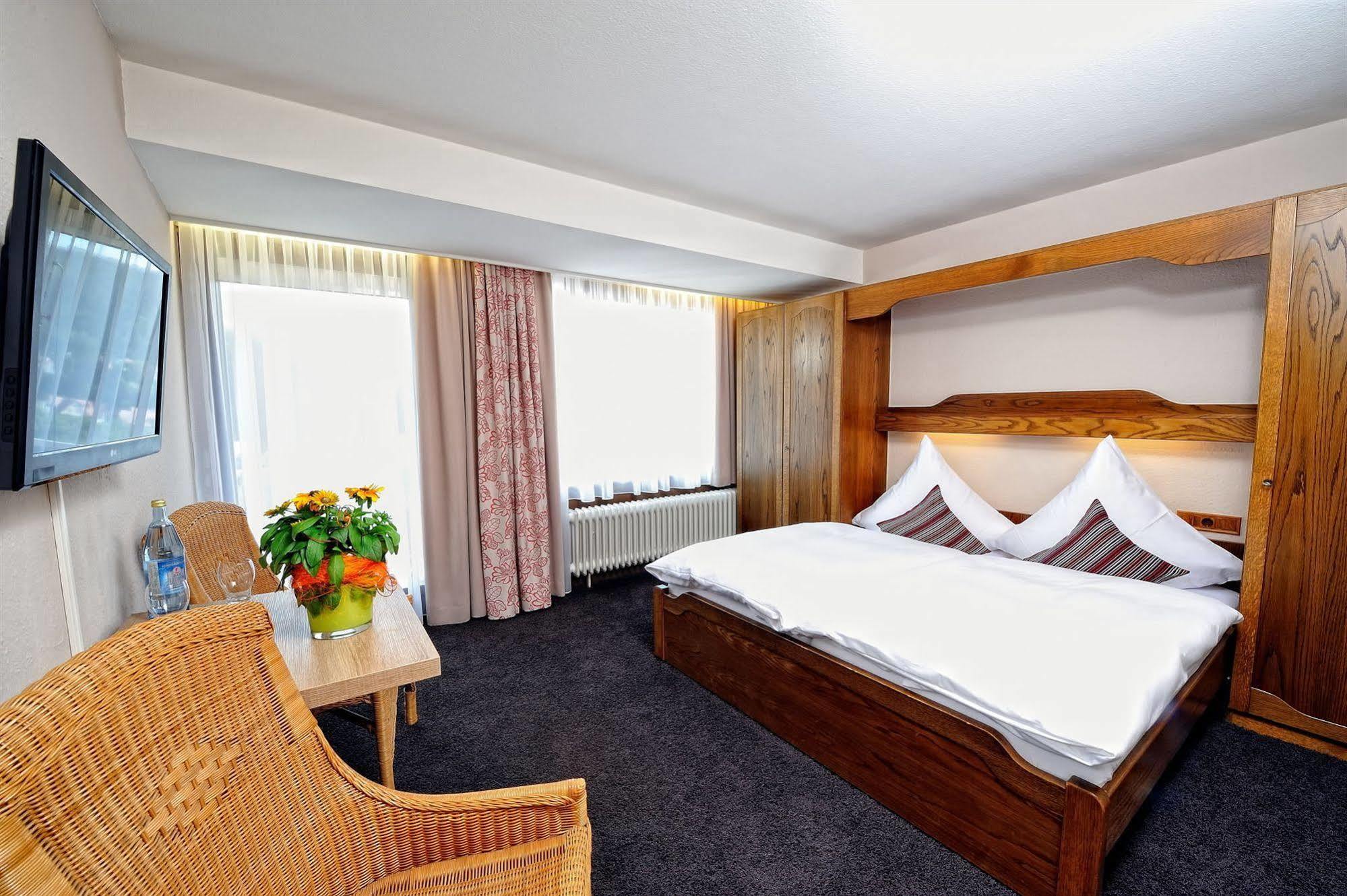 Hotel Am Bad-Wald Bad Liebenzell Eksteriør billede